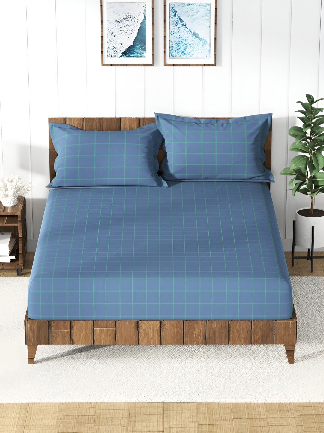 

Nautica Blue Geometric 160 TC Cotton Queen Bedsheet with 2 Pillow Covers