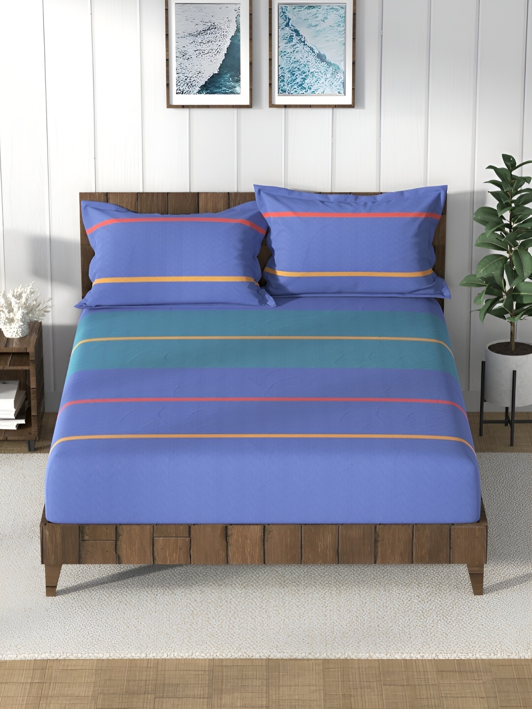 

Nautica Blue & Red Striped 160 TC Cotton Queen Bedsheet with 2 Pillow Covers
