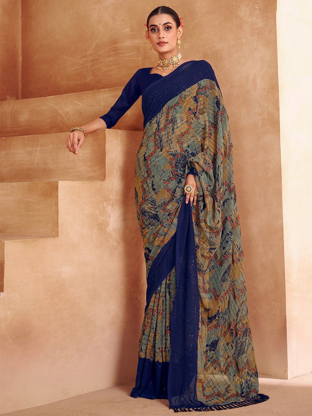 

Mitera Abstract Printed Sequinned Saree, Blue