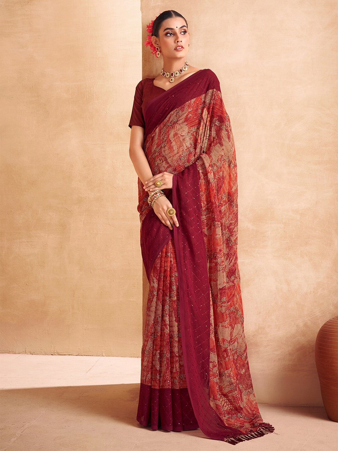 

Mitera Abstract Printed Sequinned Saree, Maroon