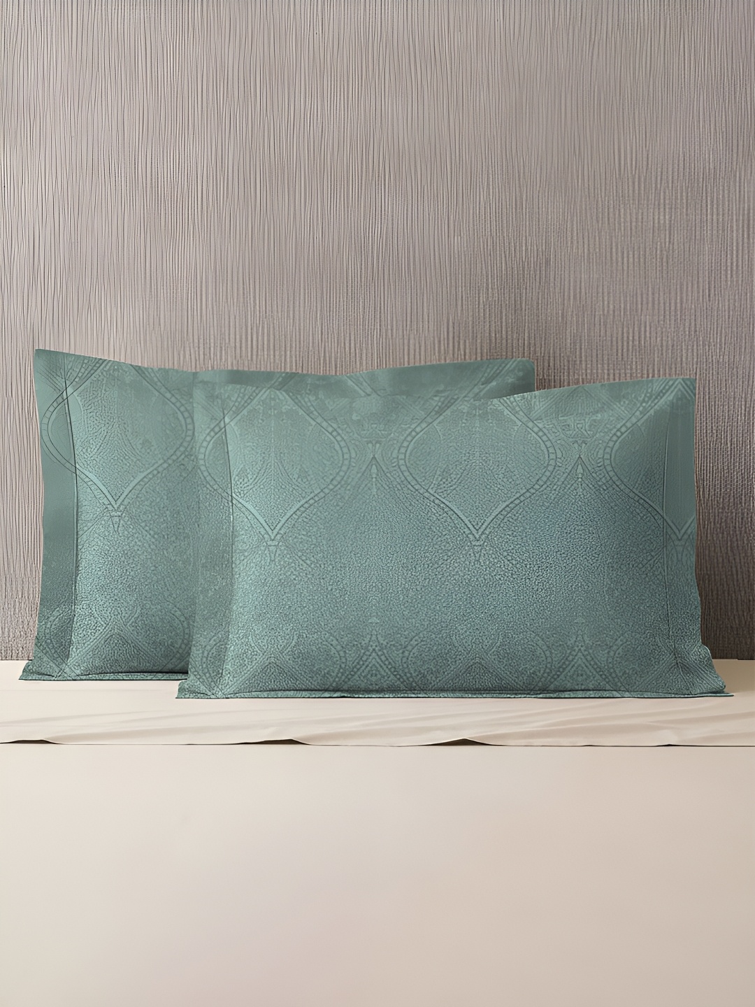 

MYTRIDENT Green & Black 2 Pieces Pure Cotton Rectangle Pillow Covers