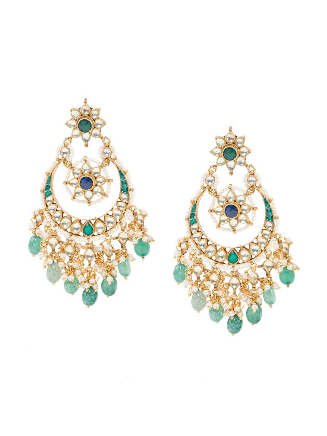 

AURAA TRENDS Gold-Plated Kundan-Studded Classic Chandbalis