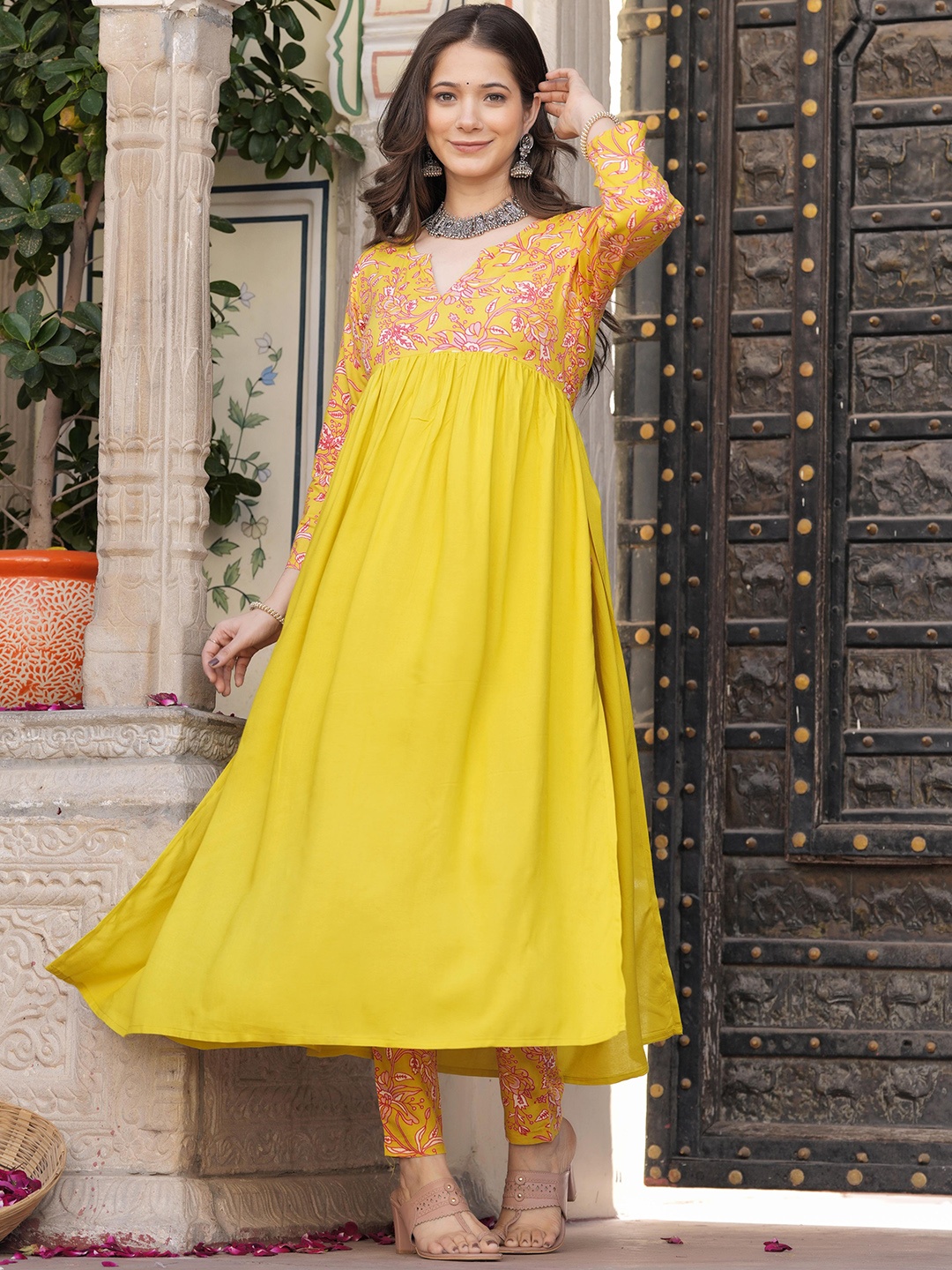 

Chandbaali Ethnic Motifs Printed Empire High Slit Kurta with Trousers, Yellow