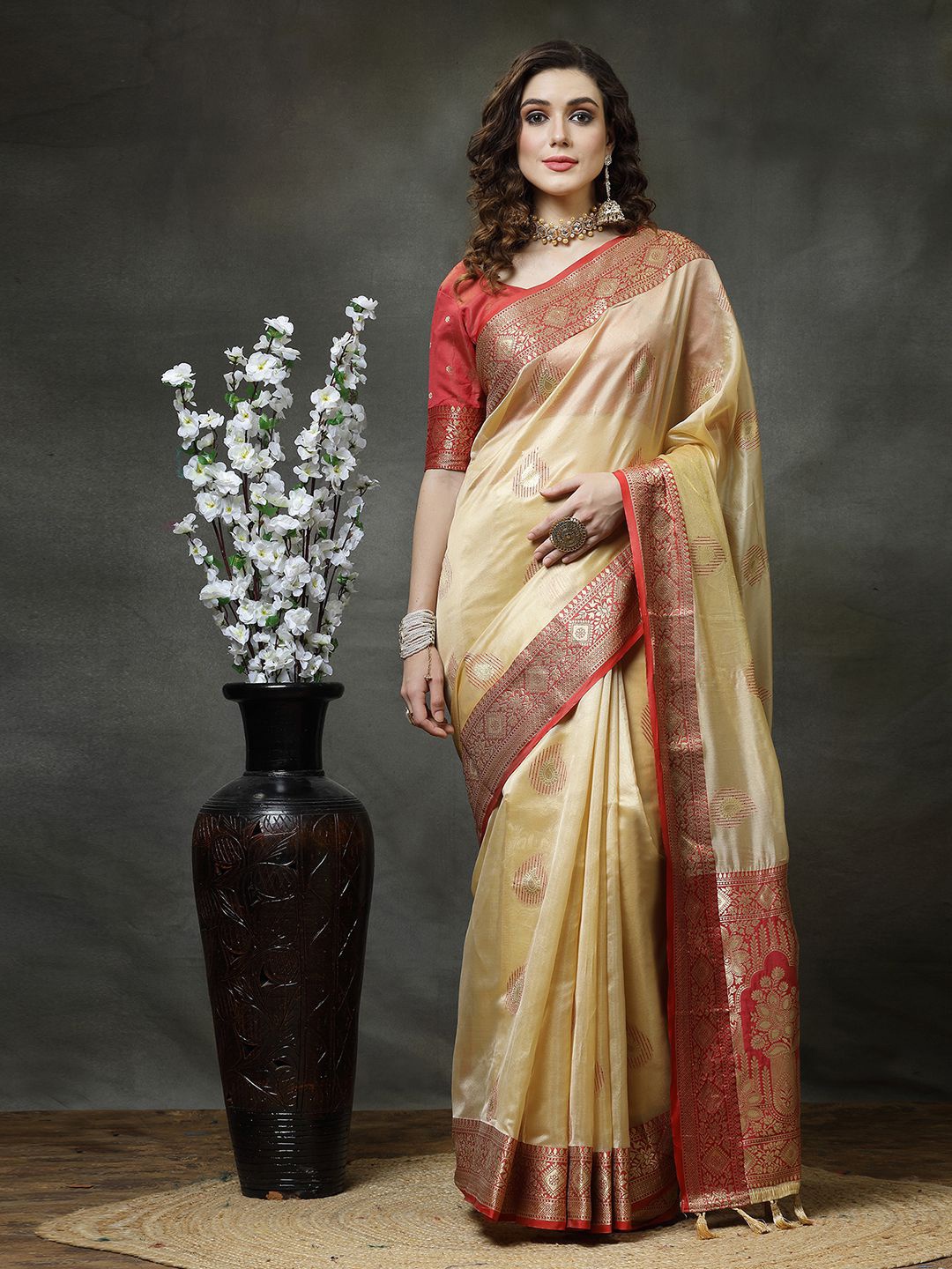 

Mitera Paisley Woven Design Zari Detail Banarasi Saree, Cream