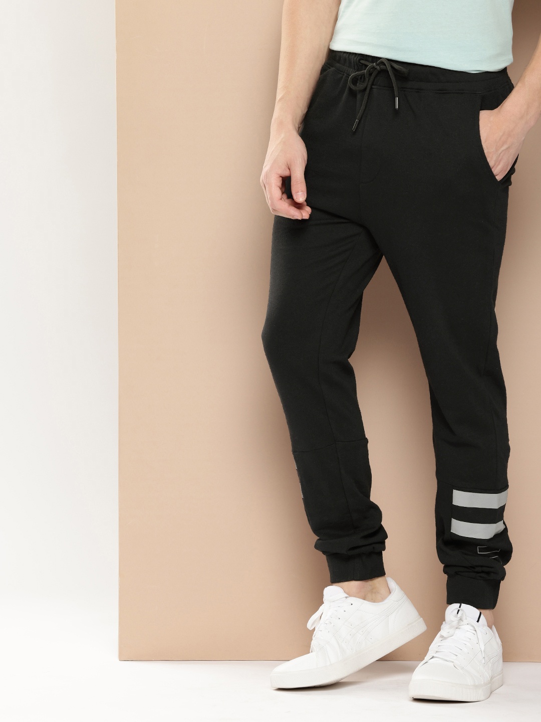 

INVICTUS Men Casual Joggers, Black