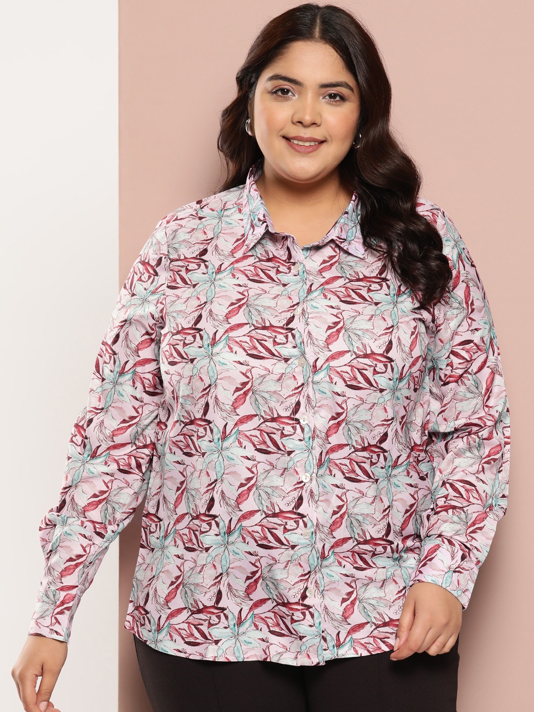 

Sztori Plus Size Floral Printed Casual Shirt, White