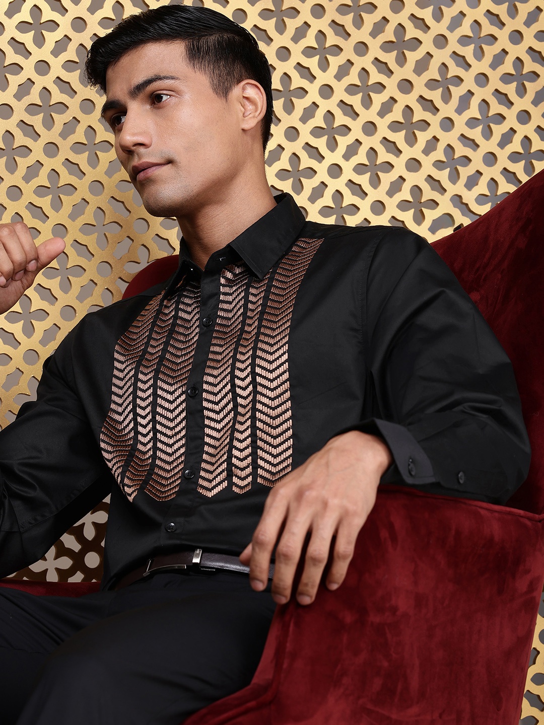 

House of Pataudi Geometric Embroidered Pure Cotton Party Shirt, Black