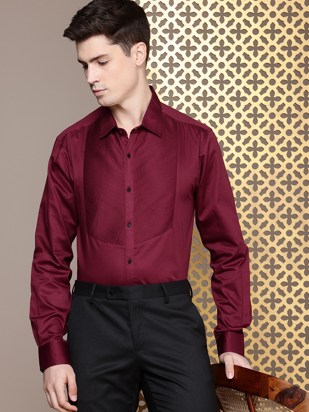 

House of Pataudi Pure Cotton Pleated Opaque Party Shirt, Maroon
