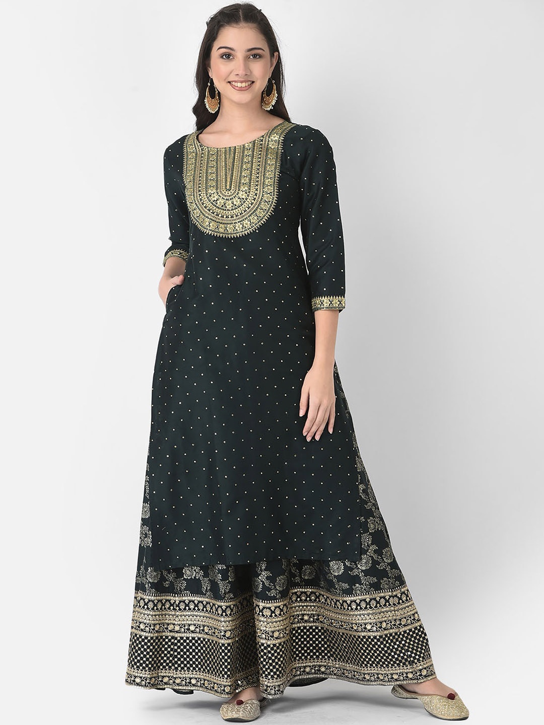 

Span Geometric Yoke Design Sequinned Anarkali Kurta, Green