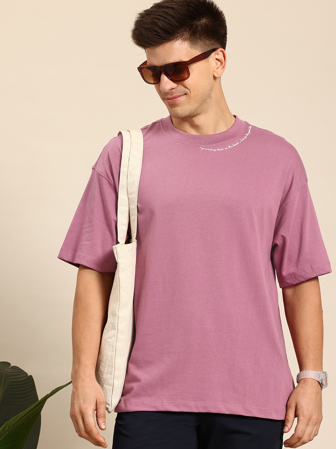 

Mast & Harbour Men Oversized T-shirt, Pink