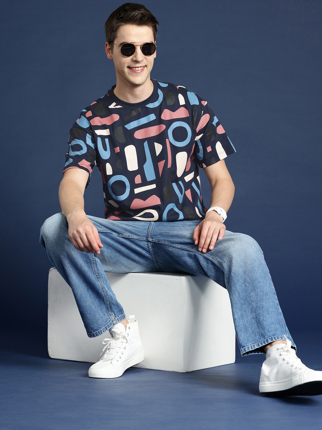 

Mast & Harbour Printed Drop-Shoulder Sleeves Relaxed Fit T-shirt, Navy blue