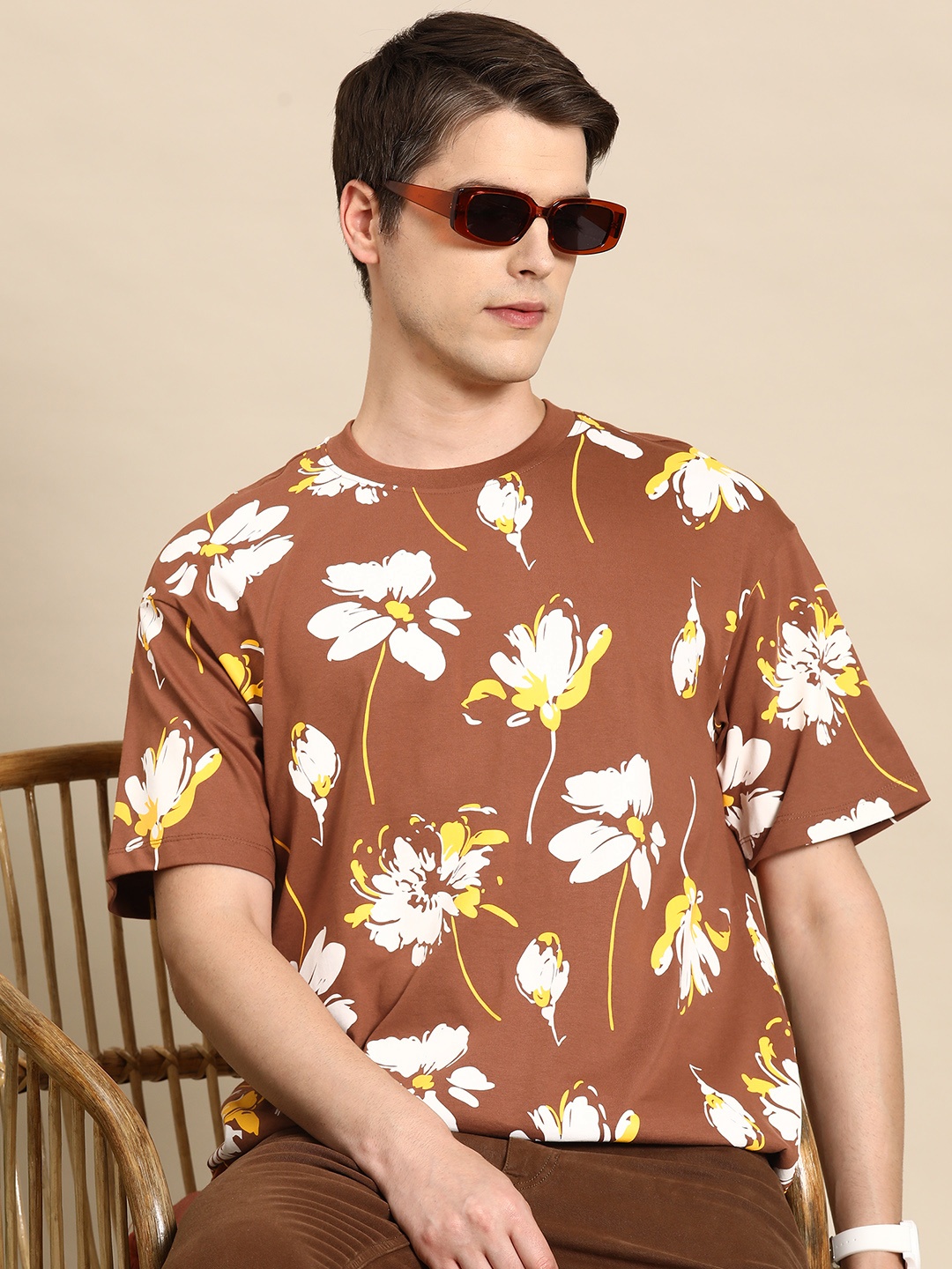 

Mast & Harbour Floral Print Drop-Shoulder Sleeves Relaxed T-shirt, Rust