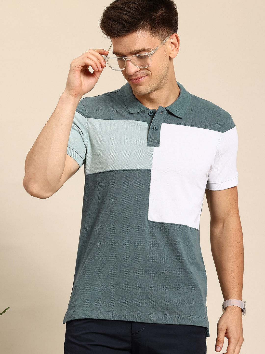 

Mast & Harbour Men Colourblocked Polo Collar T-shirt, Grey