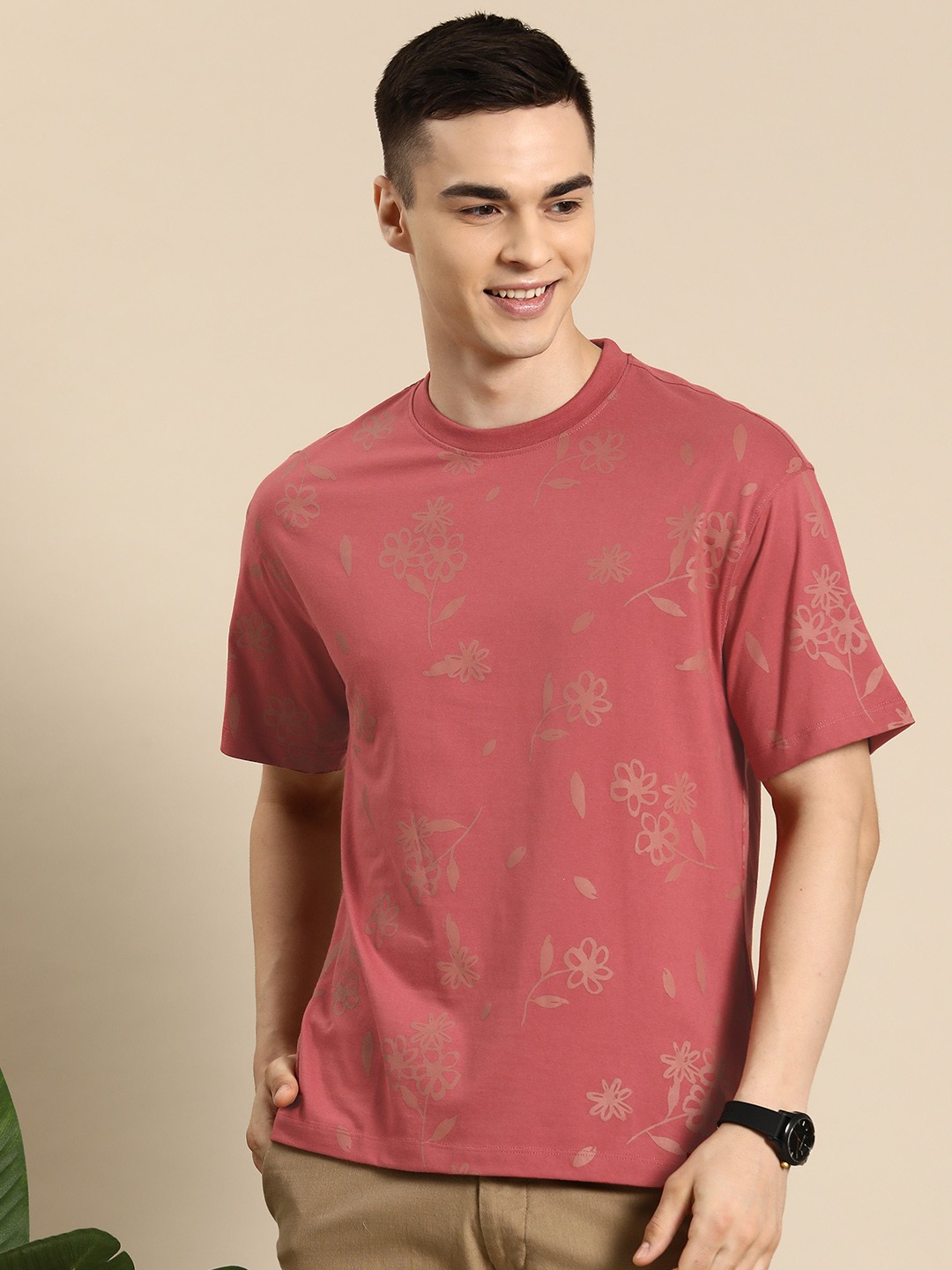 

Mast & Harbour Men Floral Printed Drop-Shoulder Sleeves T-shirt, Coral
