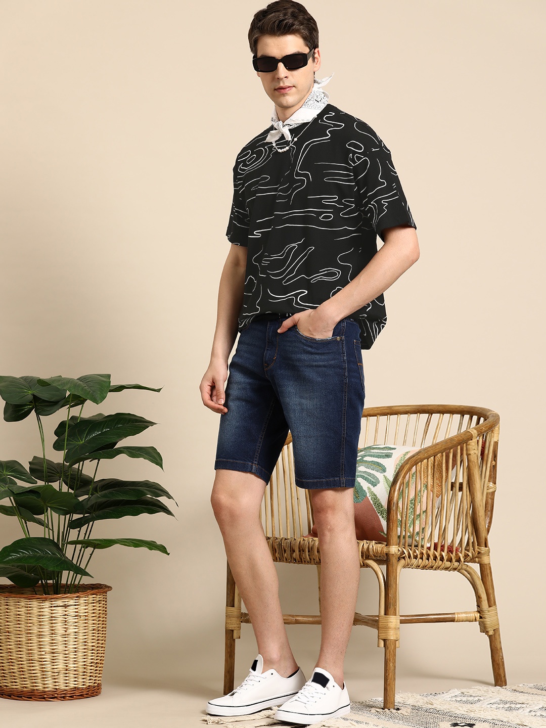 

Mast & Harbour Printed Oversize T-shirt, Black