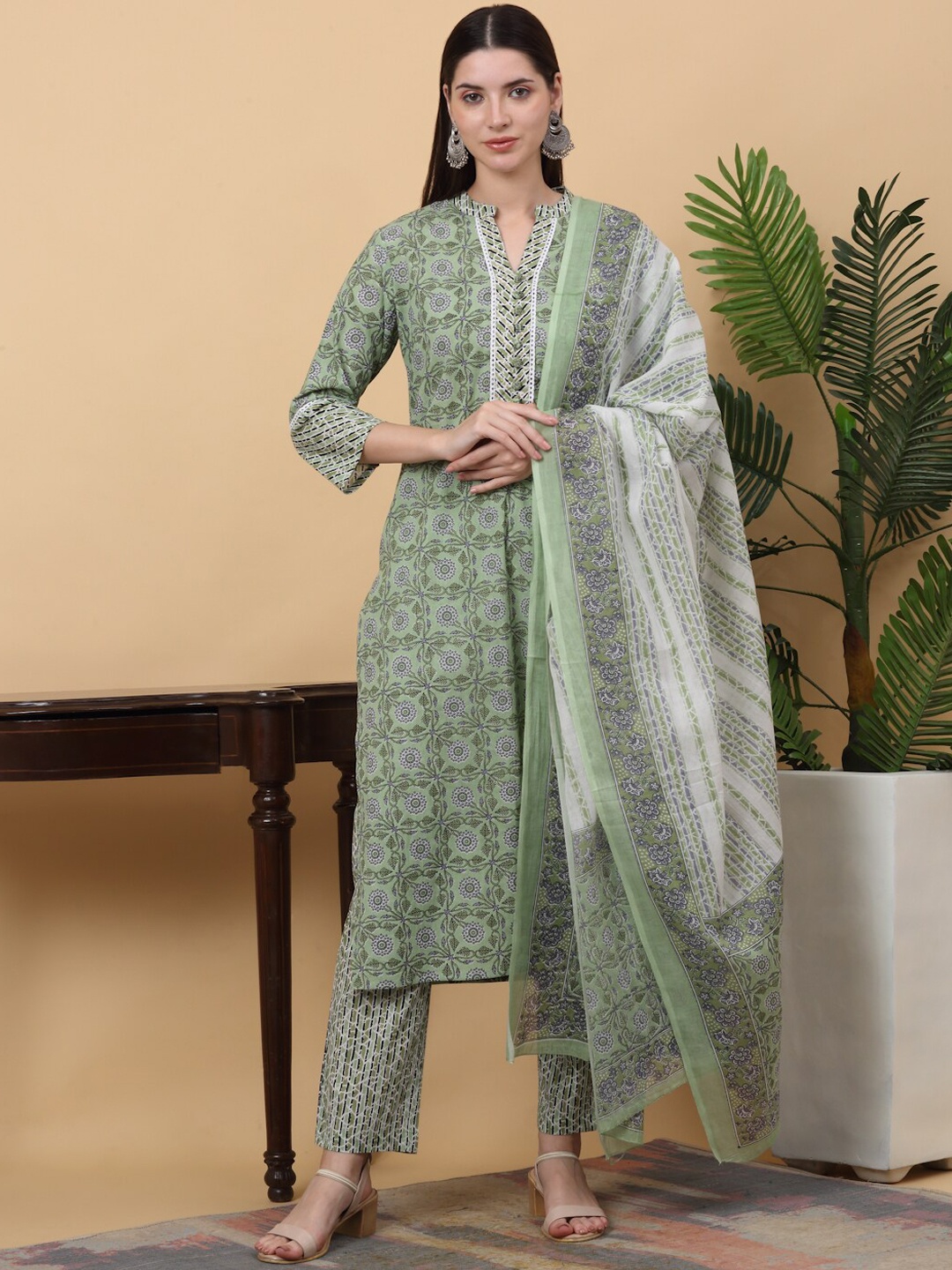 

KALINI Floral Printed Regular Beads & Stones Pure Cotton Kurta with Trousers & Dupatta, Green