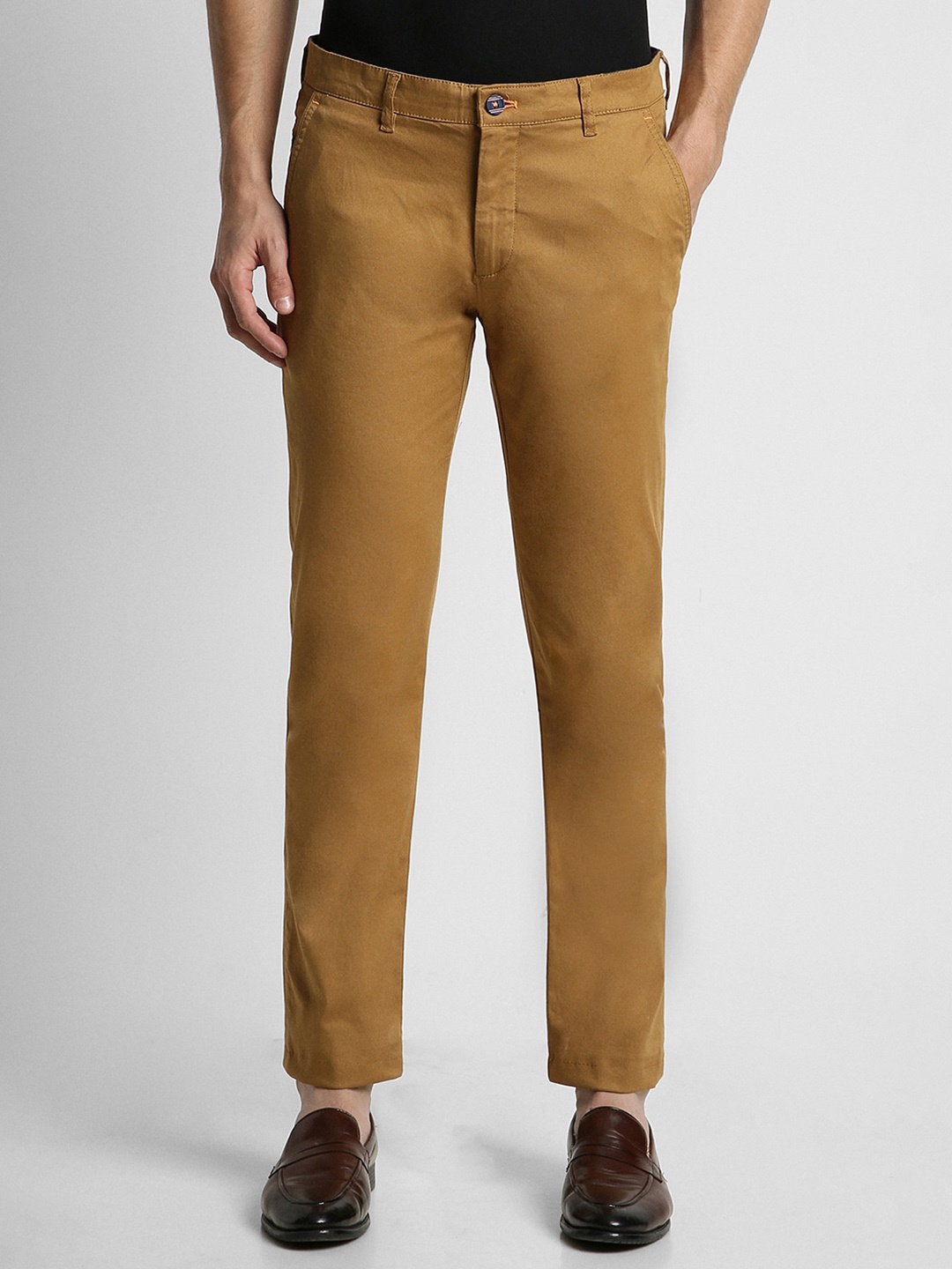 

Peter England Casuals Men Slim Fit Trousers, Brown