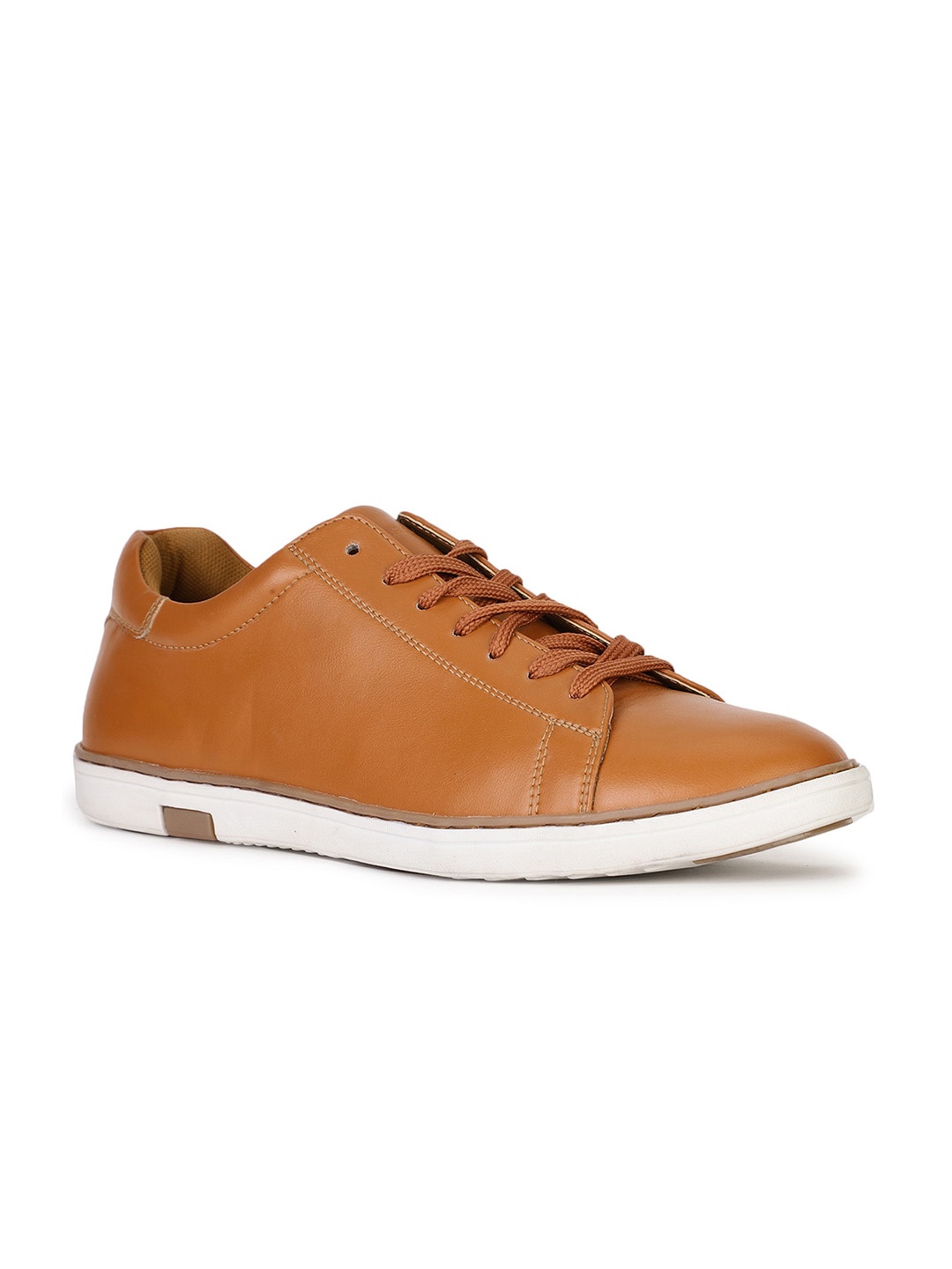 

Hush Puppies Round Toe Lace Up Sneakers, Tan