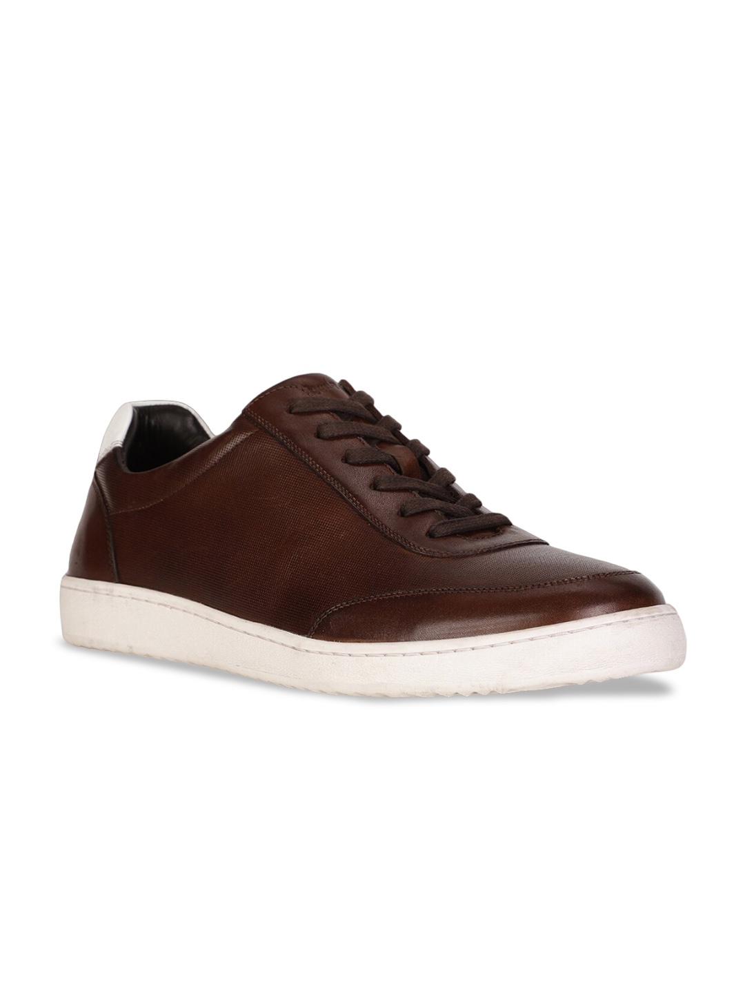 

Hush Puppies Men Textured Round Toe Leather Sneakers, Brown