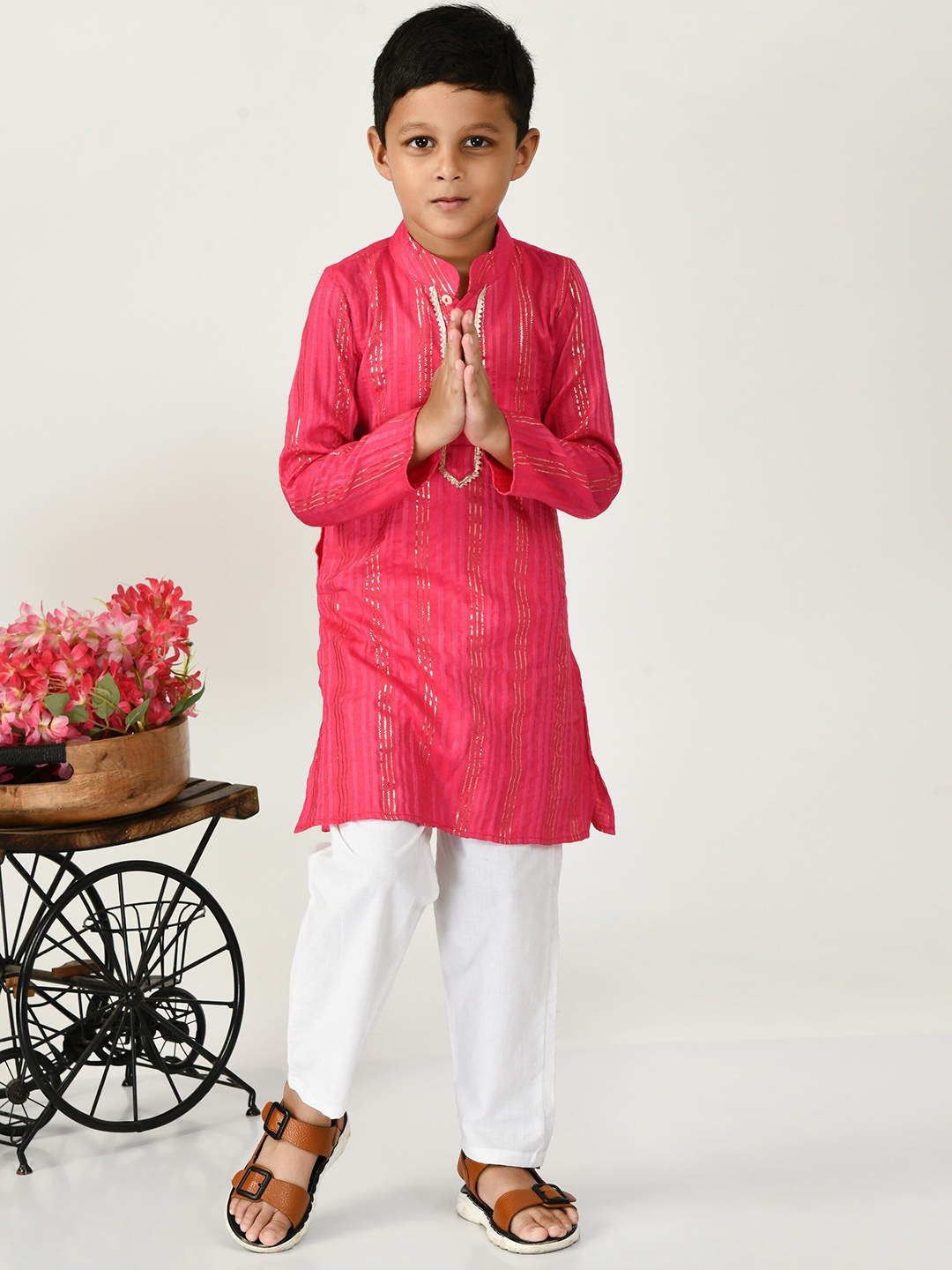

BAESD Boys Regular Gotta Patti Kurta With Trousers, Pink