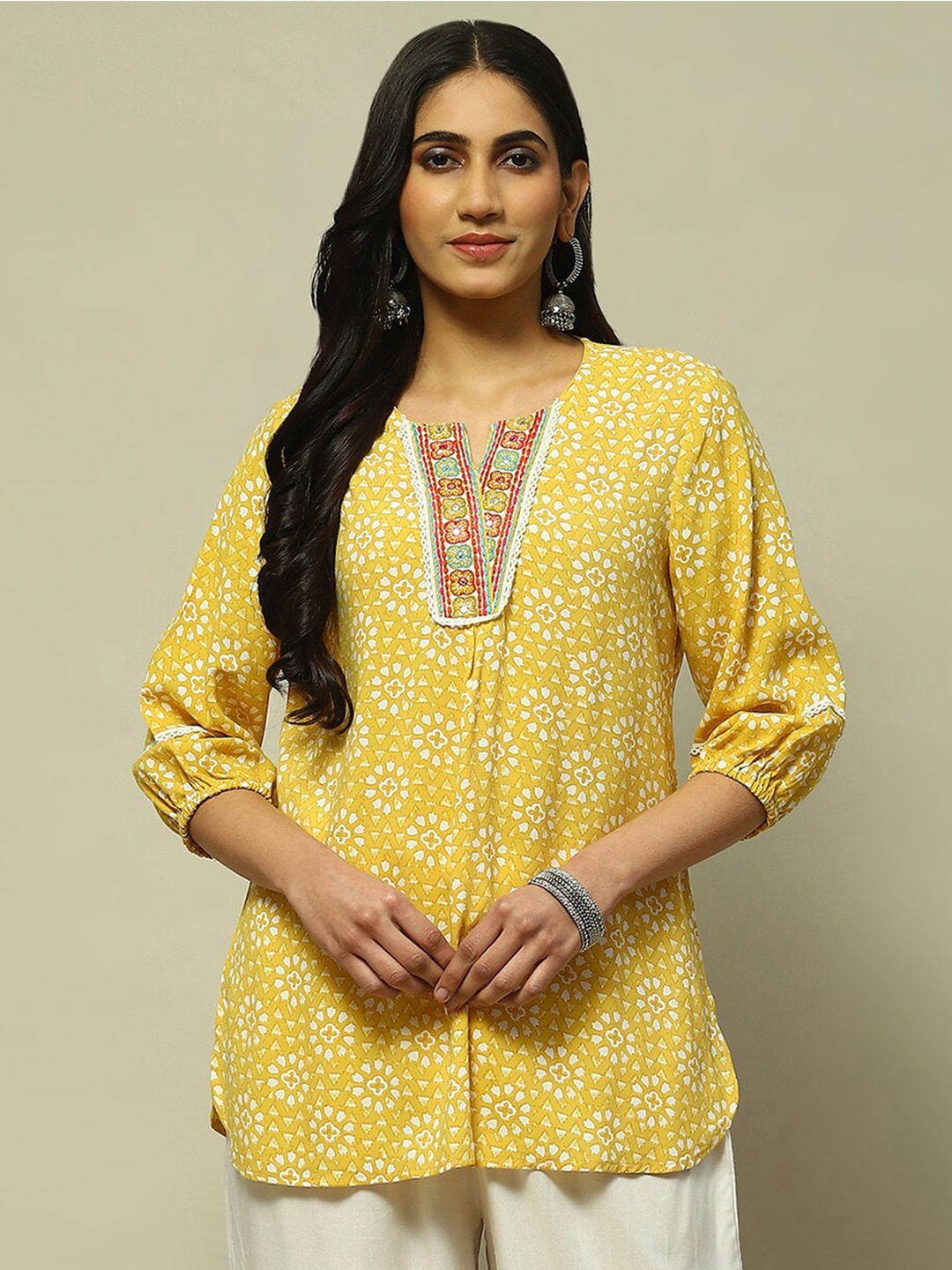 

Rangriti Ethnic Motifs Printed Round Neck Top, Yellow