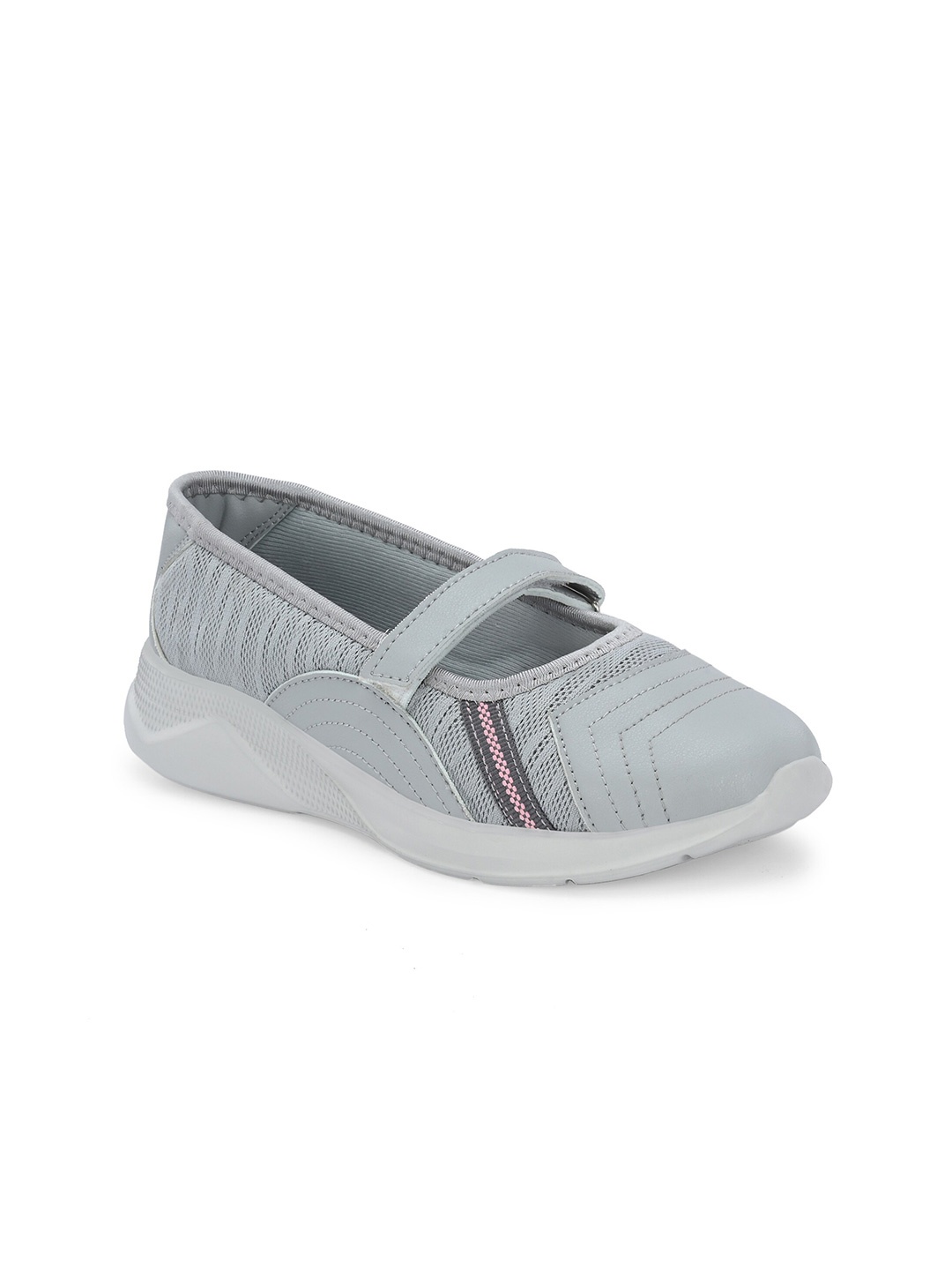 

HRX by Hrithik Roshan Women Walking Shoes, Grey