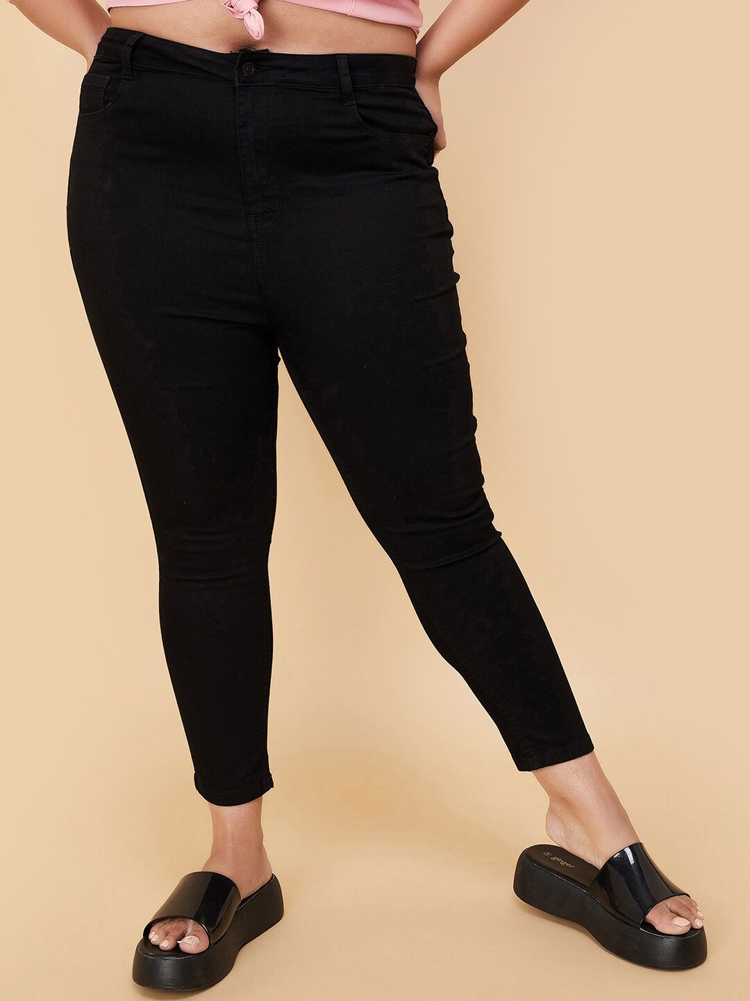

max Women Mid Rise Clean Look Stretchable Jeans, Black