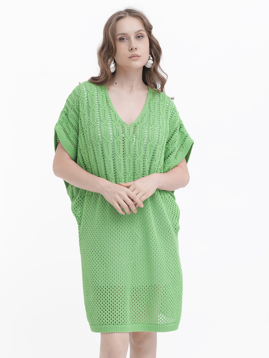 

RAREISM Self Design V-Neck Kimono Sleeve Cotton A-Line Dress, Green