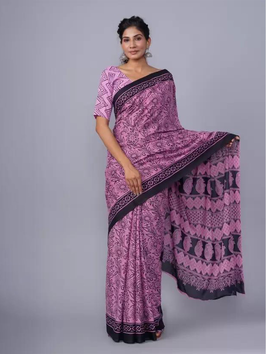 

clothonus Ethnic Motifs Block Print Saree, Purple