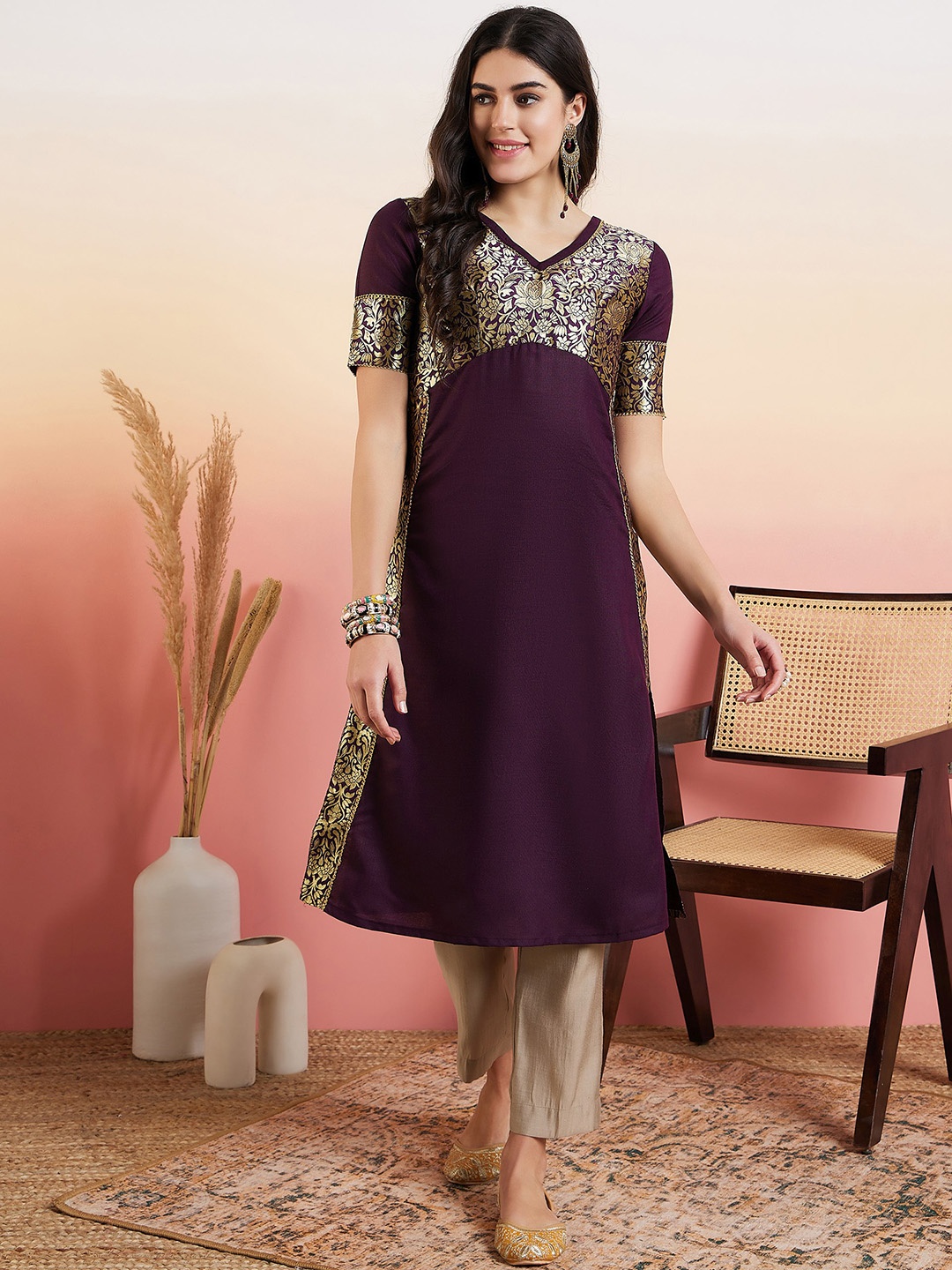 

MASSTANI BY INDDUS Floral Brocade Woven Design A Line Kurta, Purple