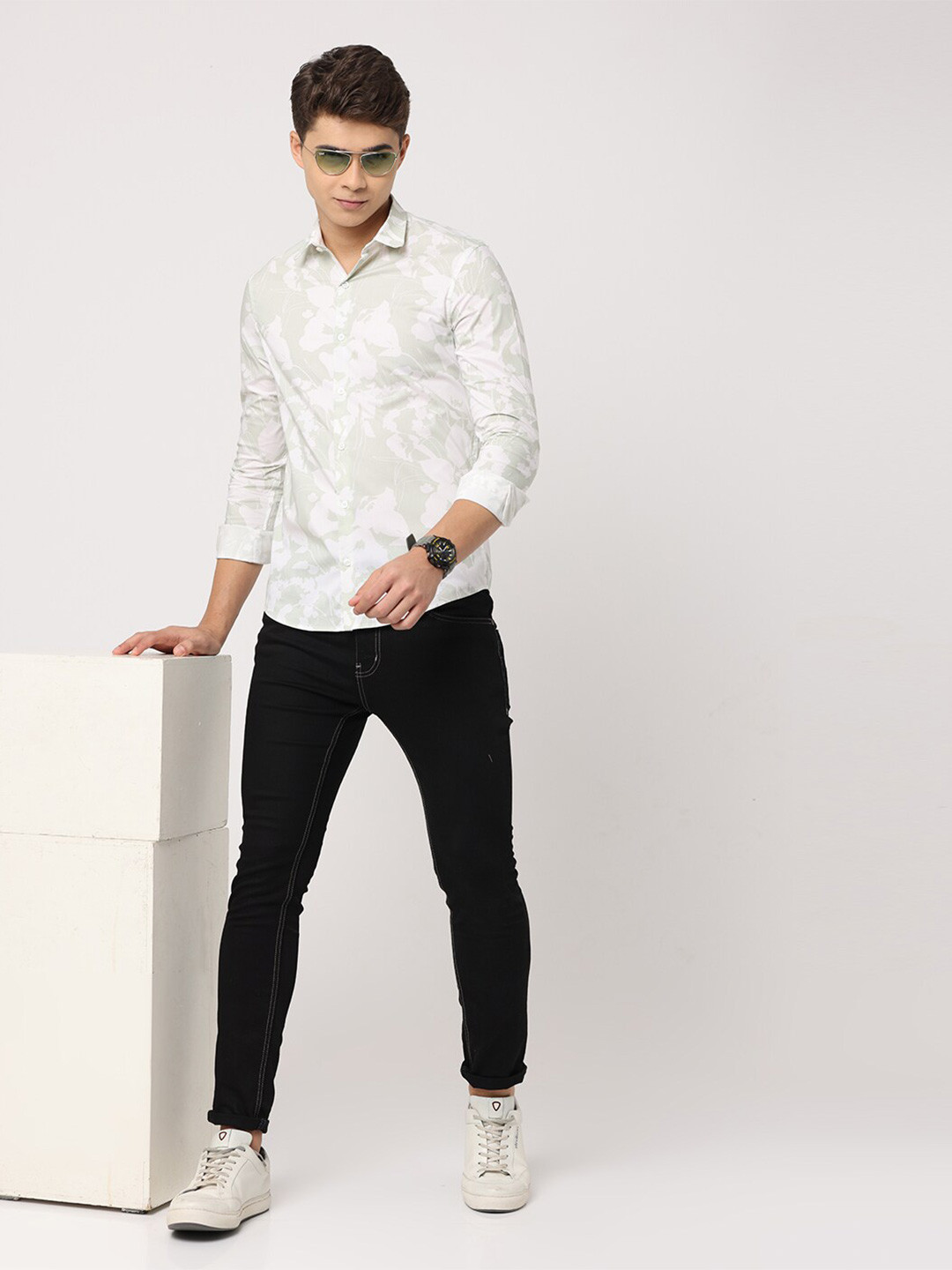 

FLY 69 Spread Collar Long Sleeves Premium Slim Fit Floral Printed Cotton Casual Shirt, Green