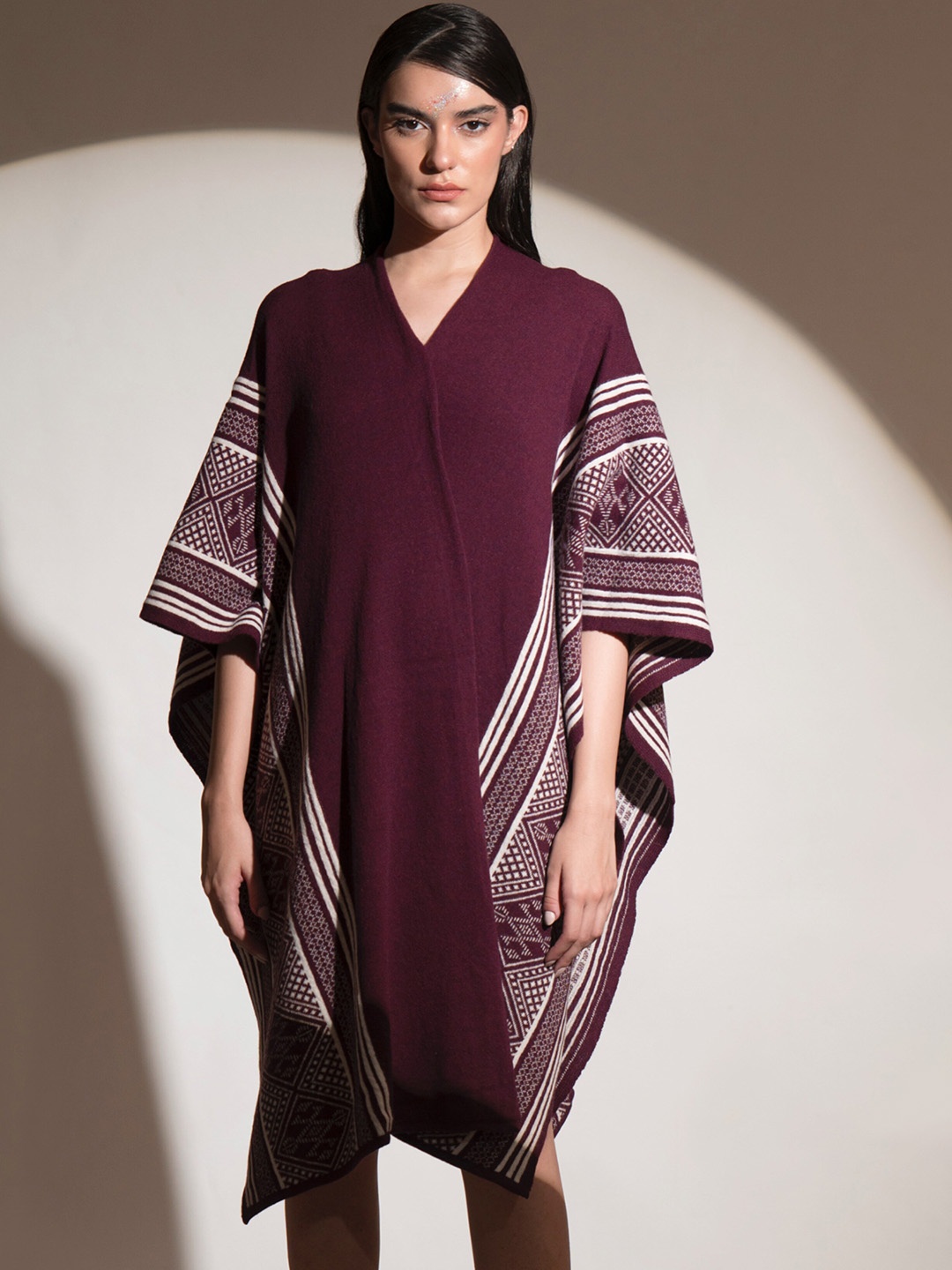 

KHALEEJ Geometric Printed V-Neck Woollen Longline Poncho Sweater, Maroon