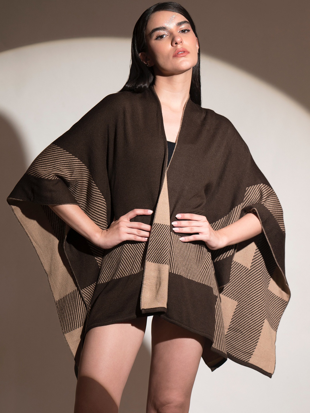 

KHALEEJ V-Neck Woollen Poncho Sweater, Brown