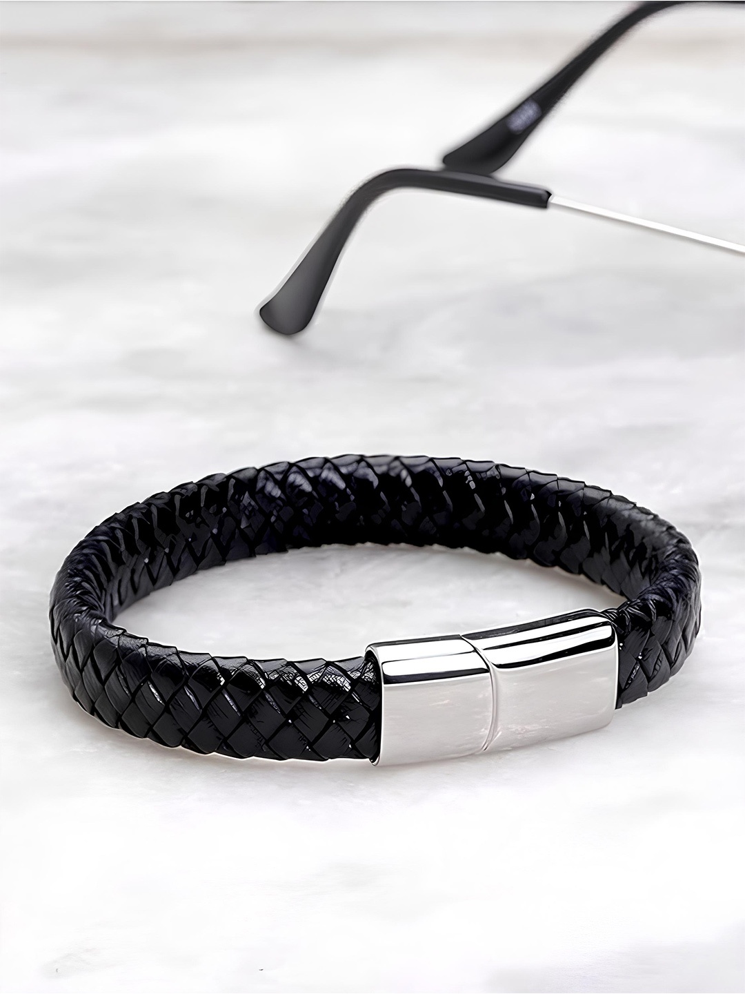 

KARISHMA KREATIONS Unisex Leather Wraparound Bracelet, Black