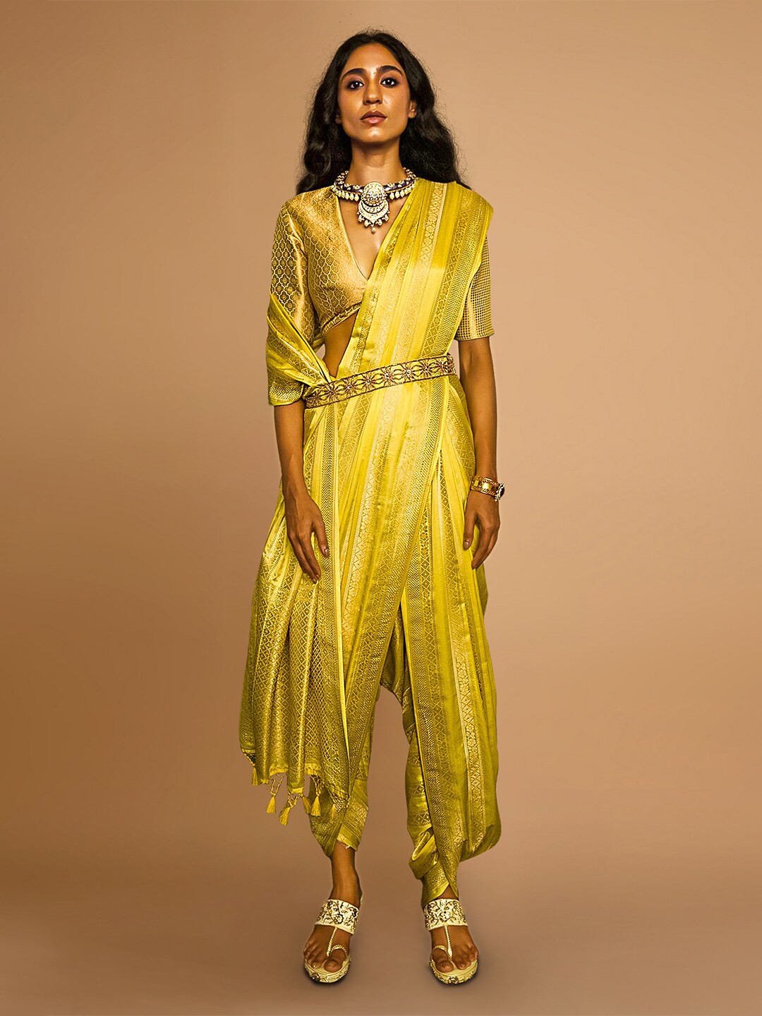 

saree.com Ethnic Motifs Woven Design Zari Silk Blend Banarasi Saree, Yellow
