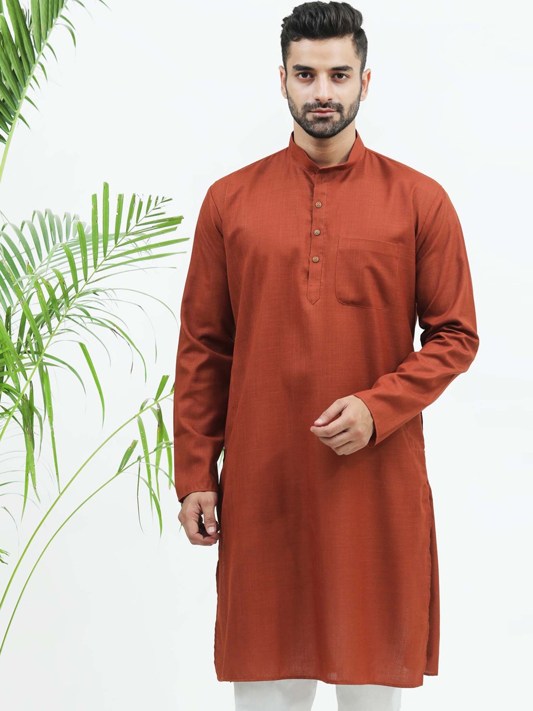 

BLUESAANCHI MATKA SILK Mandarin Collar Regular Kurta with Pyjamas, Red