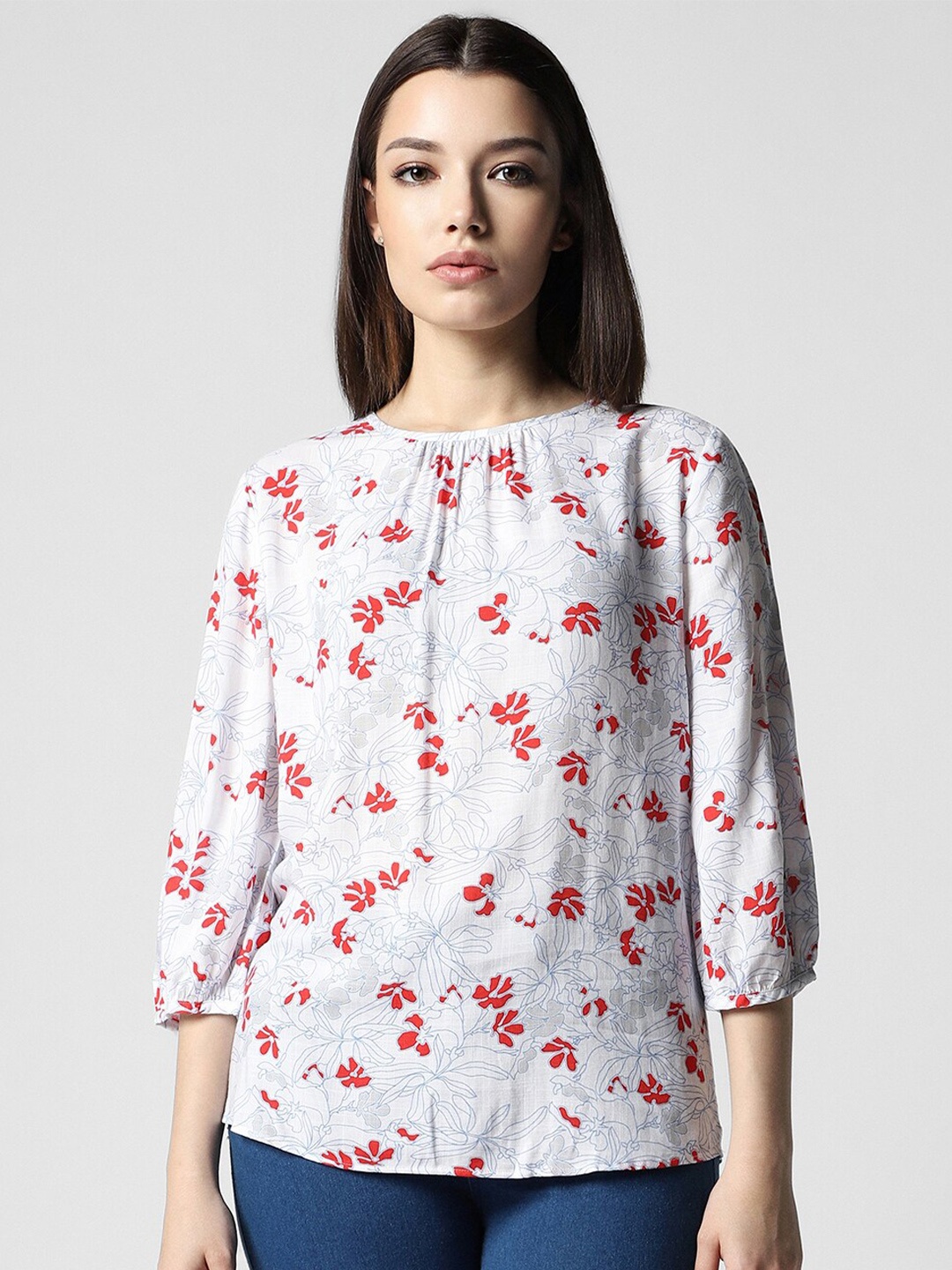 

Van Heusen Woman Floral Printed Round Neck Top, White