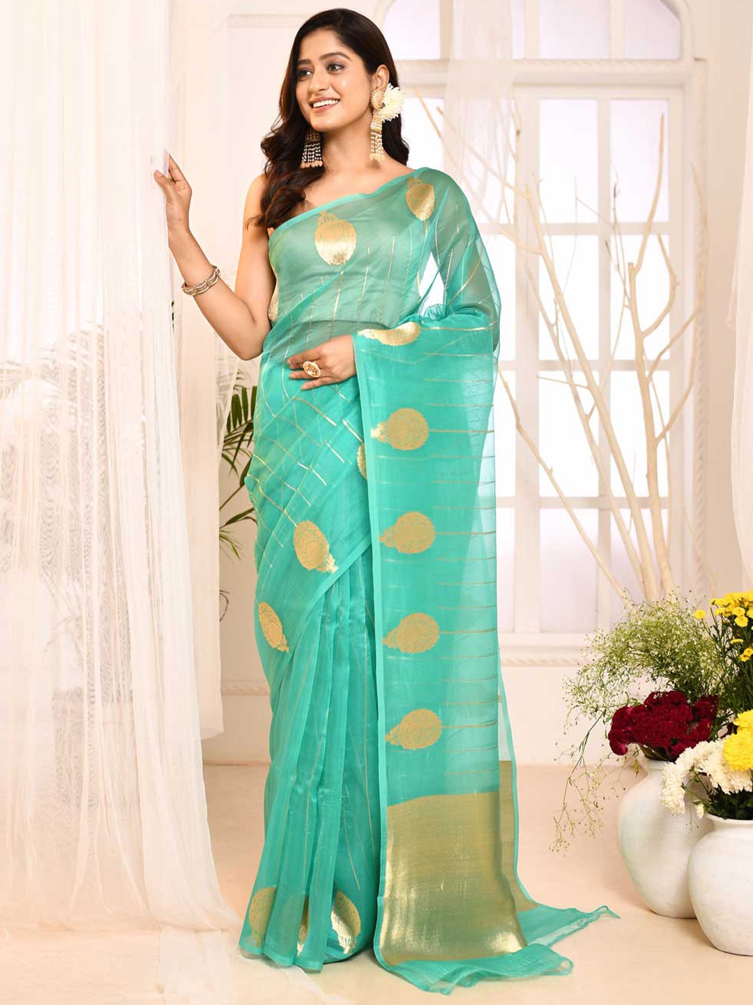 

Rasm by Muskaan Striped Woven Design Zari Organza Banarasi Saree, Green