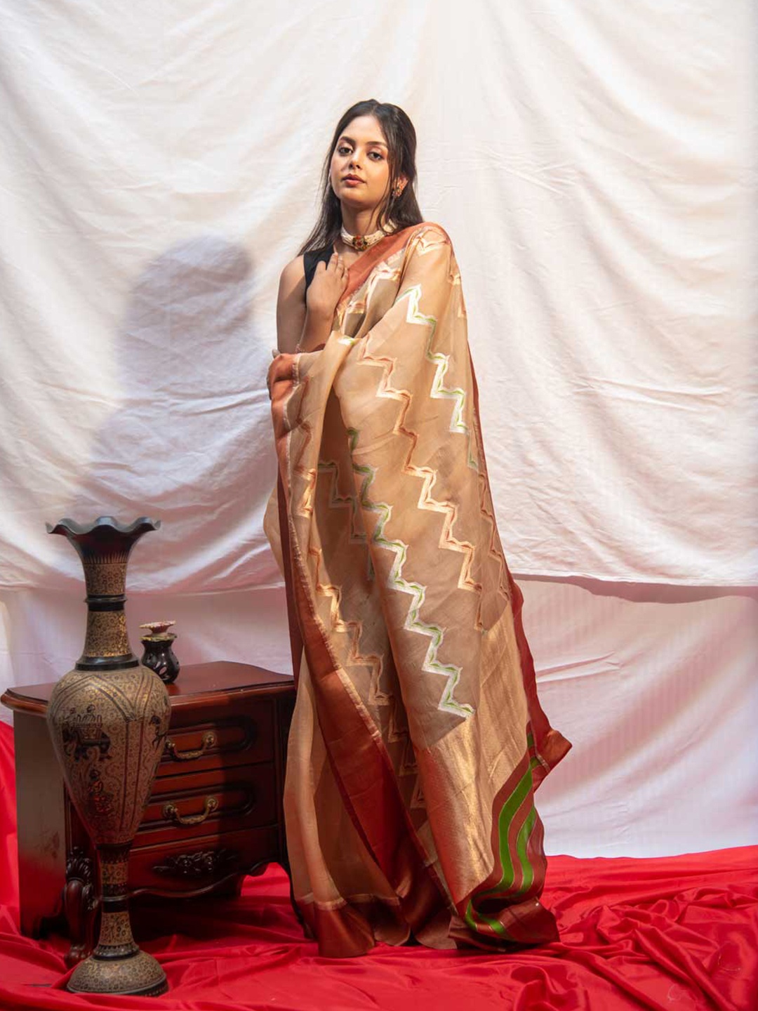 

Rasm by Muskaan Woven Design Zari Organza Banarasi Saree, Beige