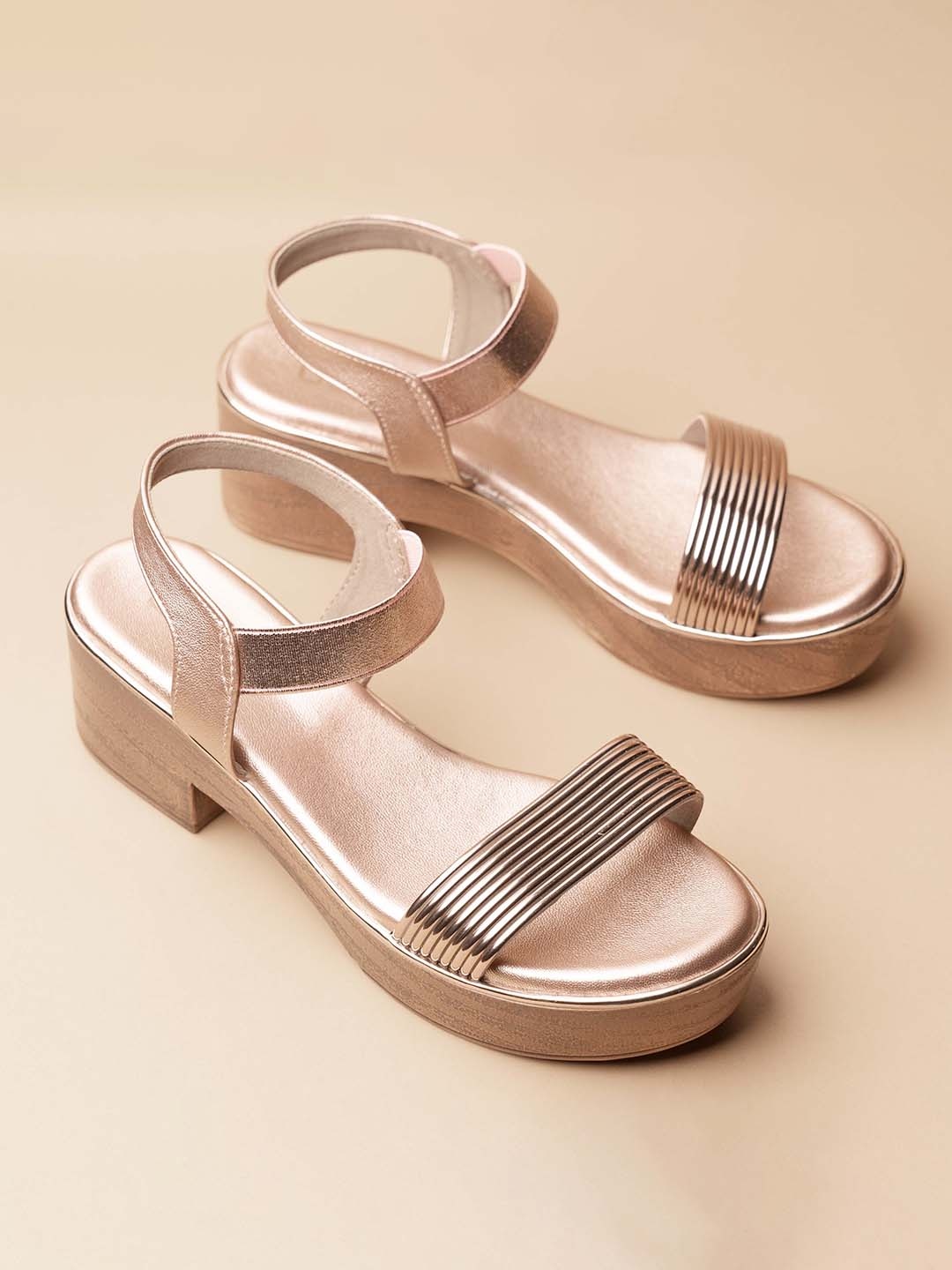 

Ozuri Textured Open Toe Platform Heels, Rose gold