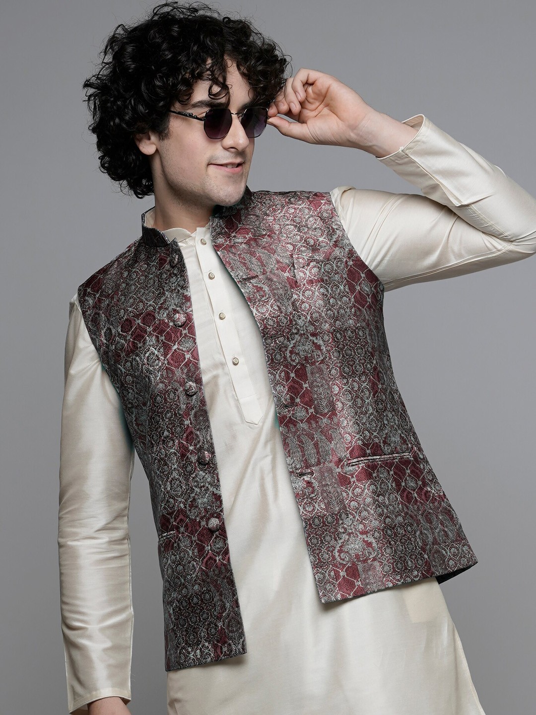 

MAAHI FABS Ethnic Motifs Printed Straight Kurta with Churidar & Nehru Jacket, White