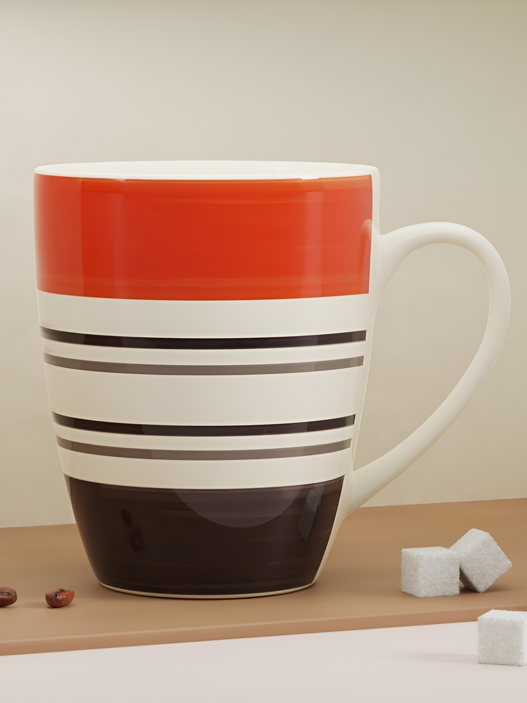 

The Earth Store Black & White Ceramic Glossy Mug 280ml