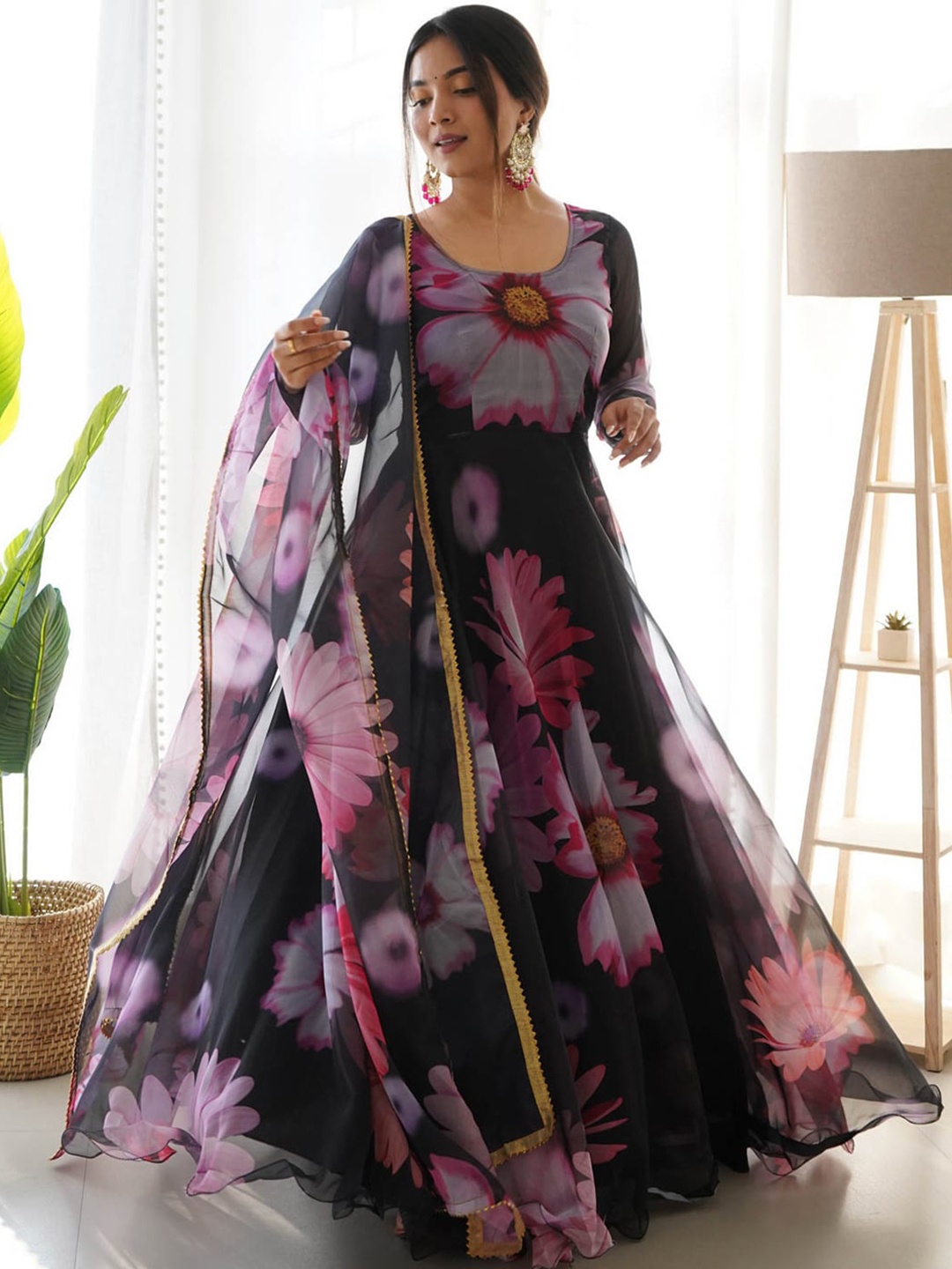 

BLACK SCISSOR Floral Printed Flared Ethnic Maxi Gown Ethnic Dress With Dupatta