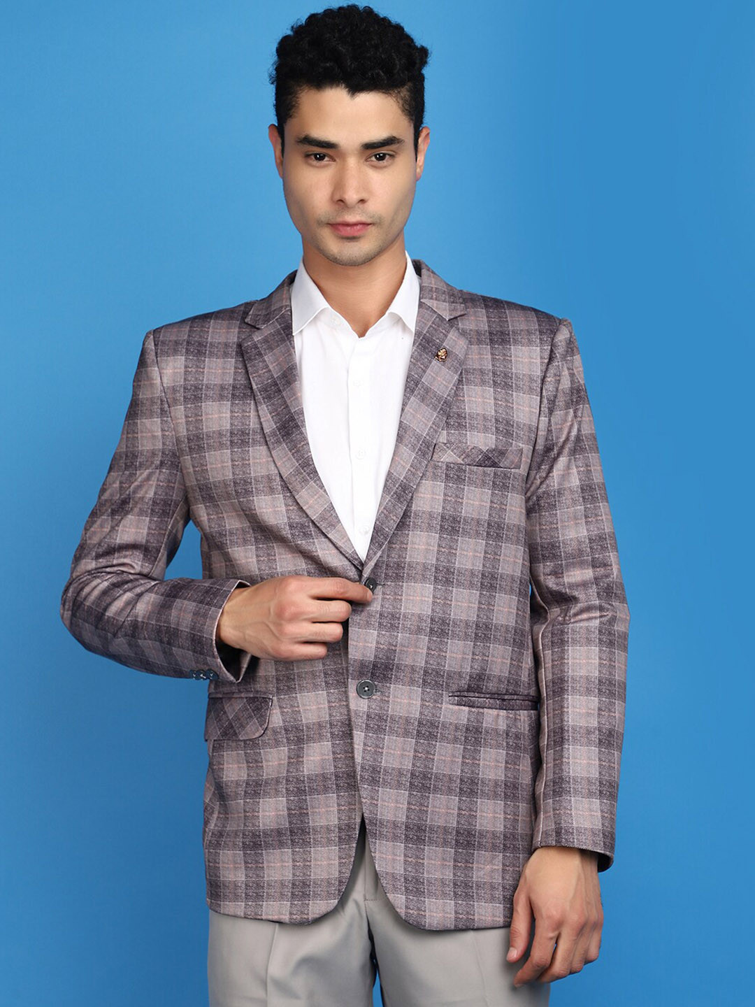

V-Mart Checked Notched Lapel Long Sleeves Lycra Single Breasted Blazer, Brown