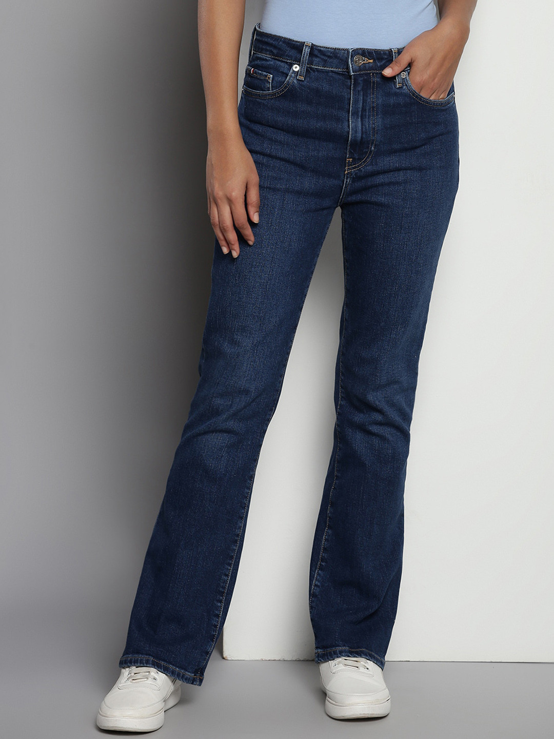 

Tommy Hilfiger Women Bootcut Light Fade Cotton Jeans, Green