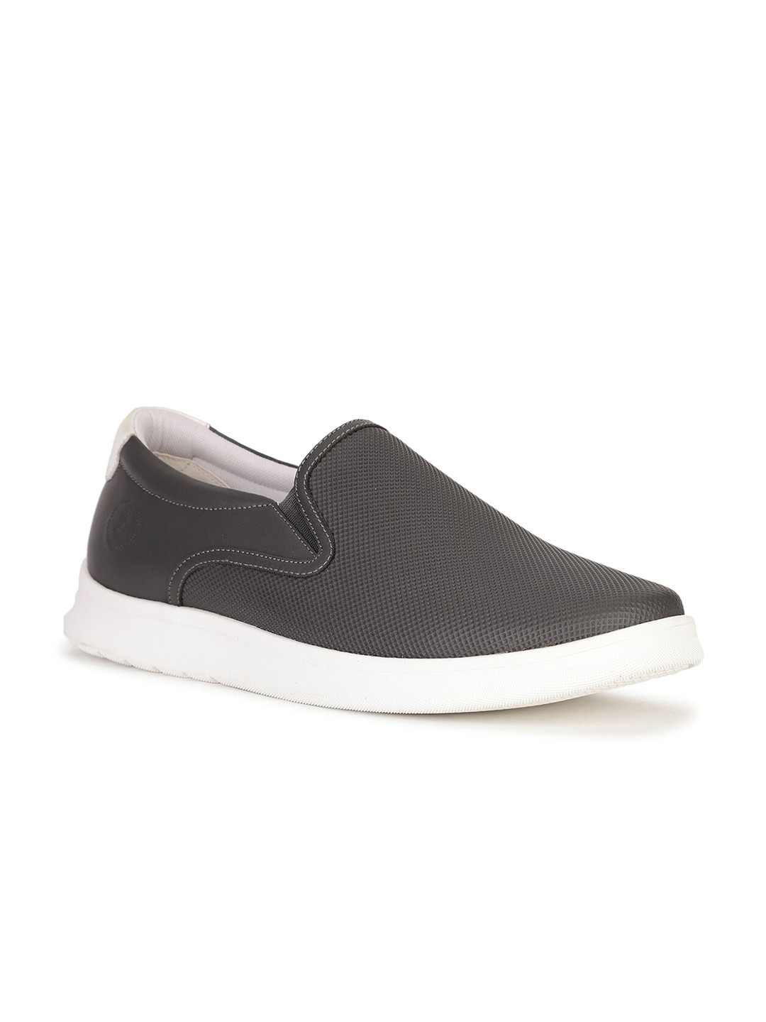 

Hush Puppies Men Round Toe Slip-On Sneakers, Grey