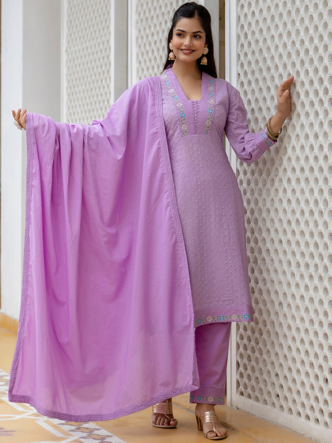 

OMASK Floral Embroidered Regular Sequinned Pure Cotton Kurta With Trousers & Dupatta, Lavender