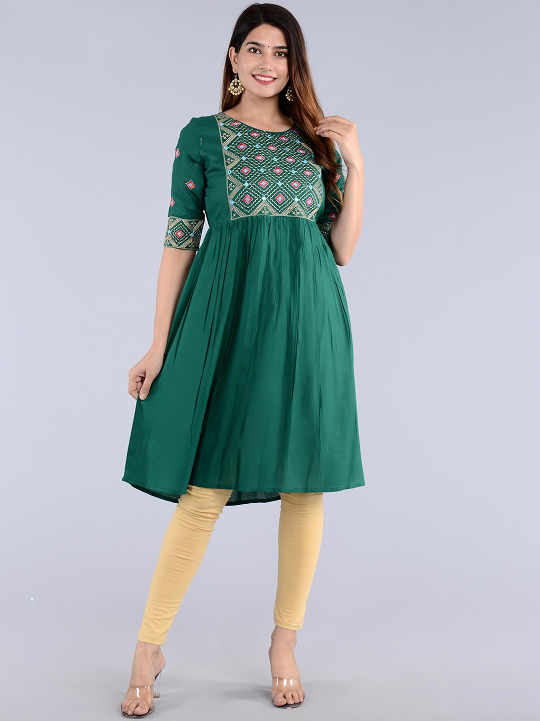 

Lovista Yoke Design Round Neck Three Quarter Sleeves Anarkali Kurta, Green