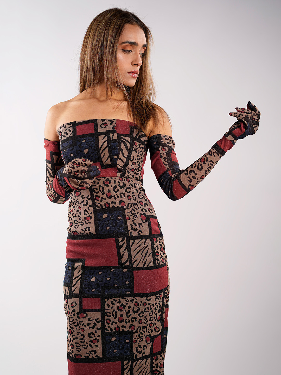 

Stylecast X Hersheinbox Animal Print Slit Maxi Dress with Gloves, Multi