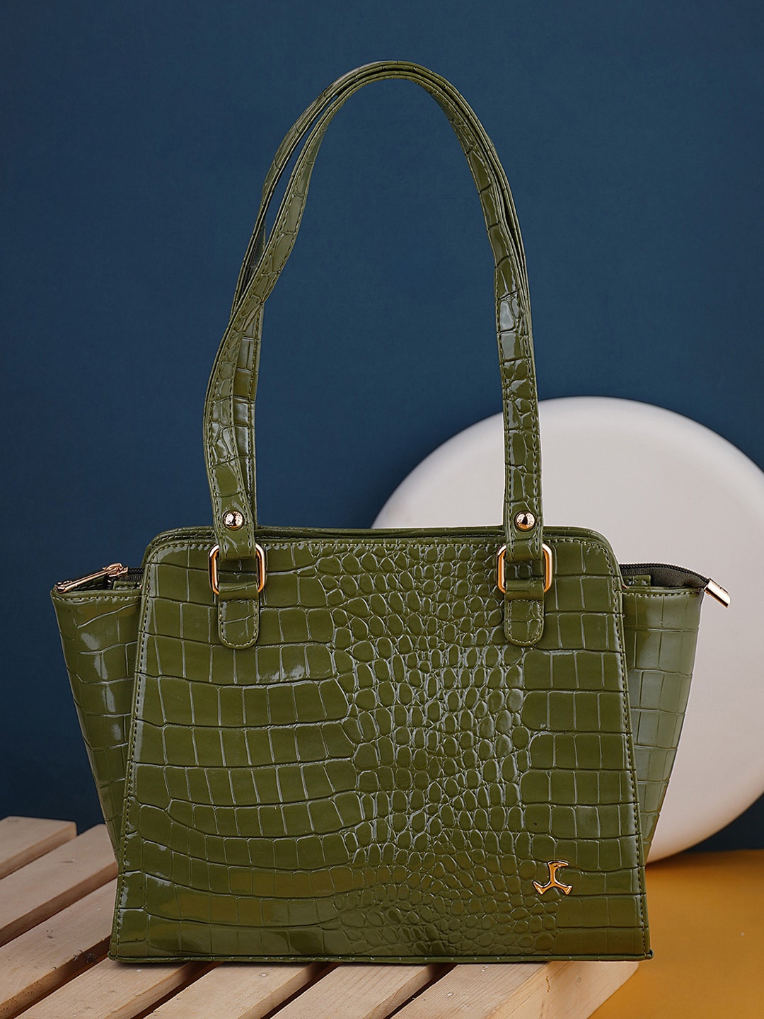 

Mochi Textured Structured Handheld Bag, Green